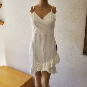 LULUS Off White Hi Low Spaghetti Strap Short Dress Medium NEW/Tagged